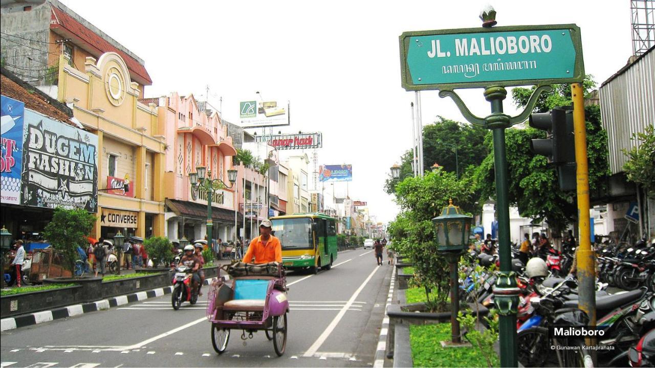 D'Talent Hotel Yogyakarta Eksteriør billede