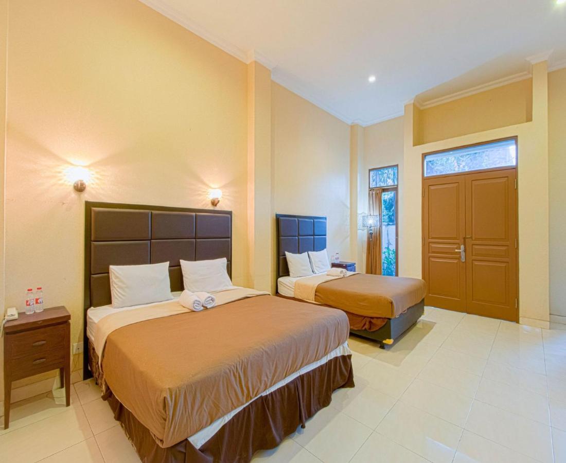 D'Talent Hotel Yogyakarta Eksteriør billede