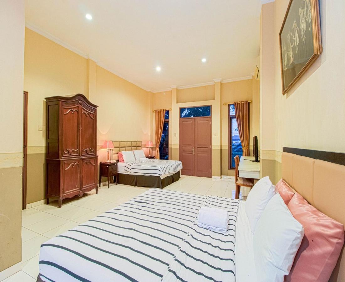 D'Talent Hotel Yogyakarta Eksteriør billede