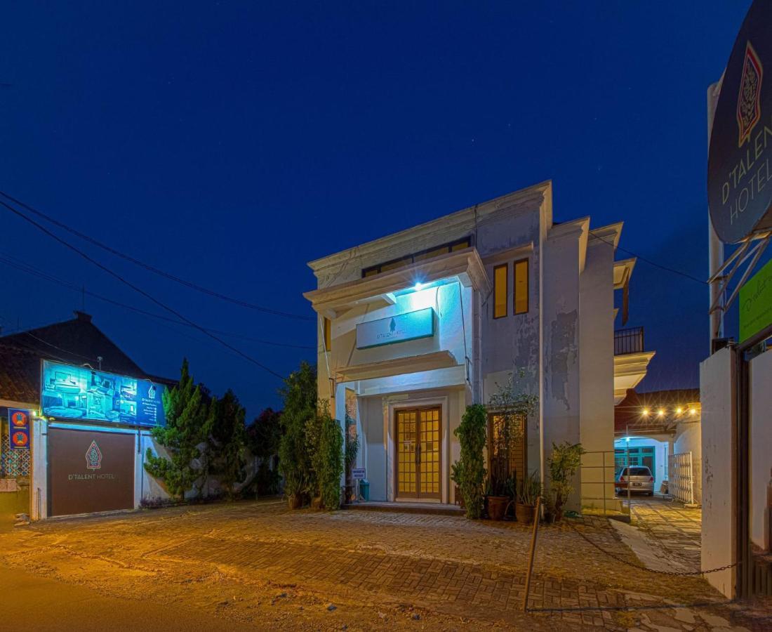 D'Talent Hotel Yogyakarta Eksteriør billede
