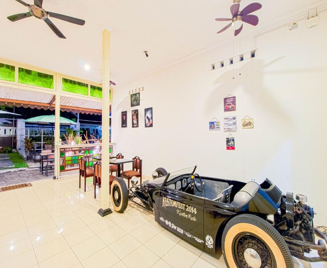 D'Talent Hotel Yogyakarta Eksteriør billede